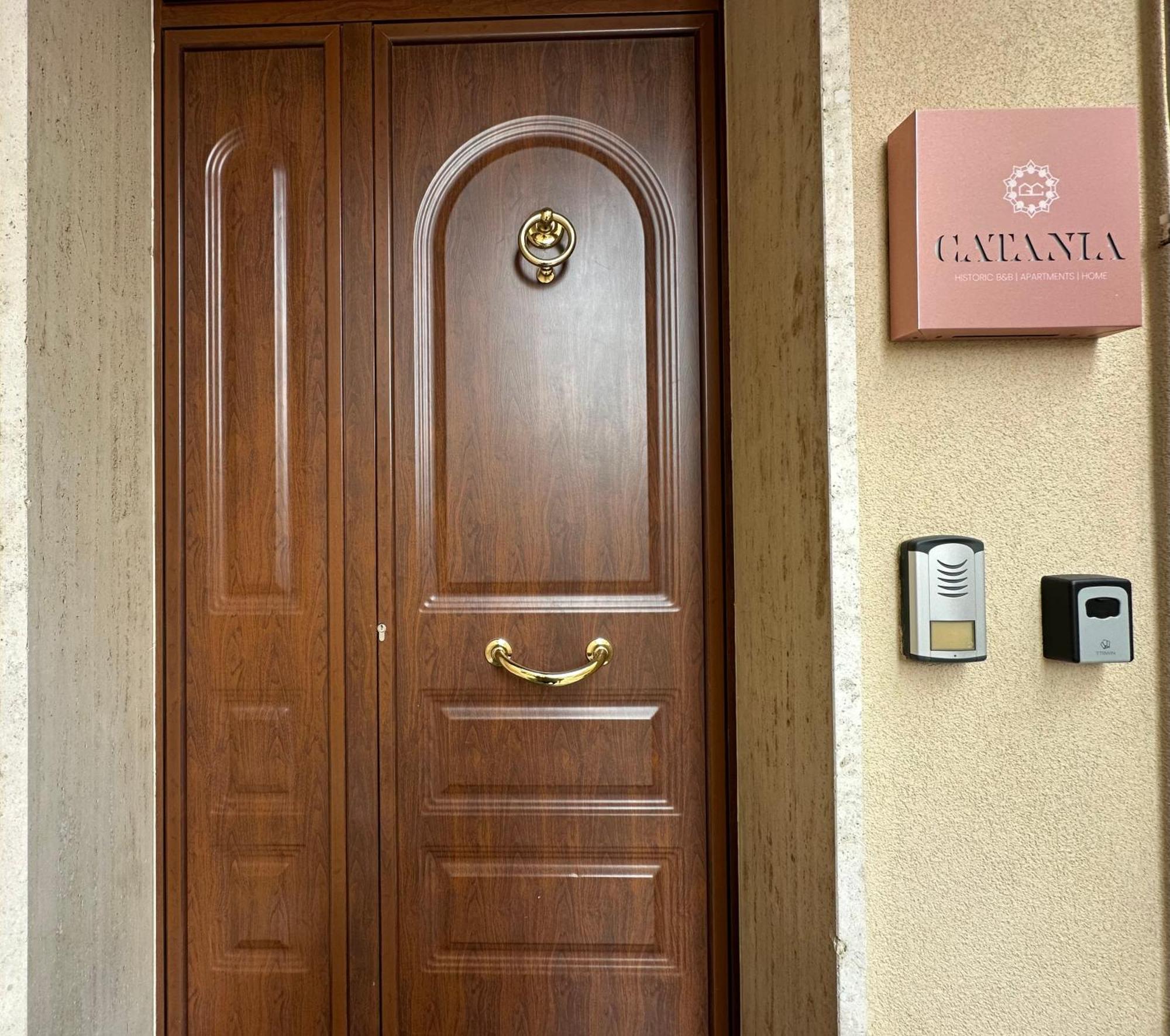 Historic B&B Apartments Home Chiaramonte Gulfi Buitenkant foto